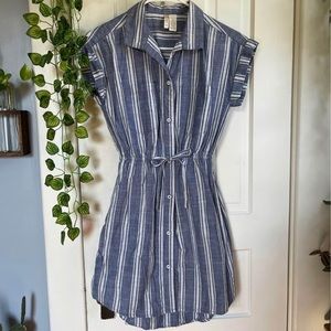 Cute striped dress size xs